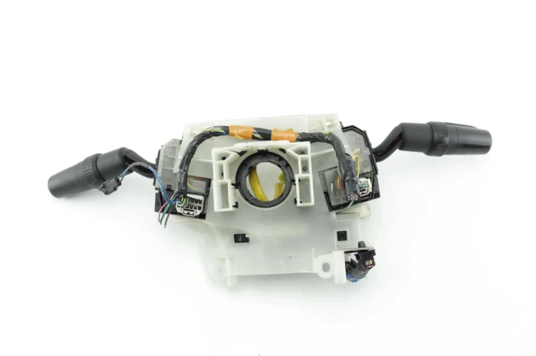PRZEŁĄCZNIK ZESPOLONY MAZDA 5 1.8 16V 17E418