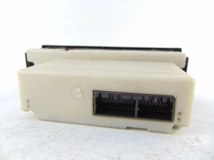 PANEL NAWIEWU MAZDA 626 V (2000-2002) 2.0 D