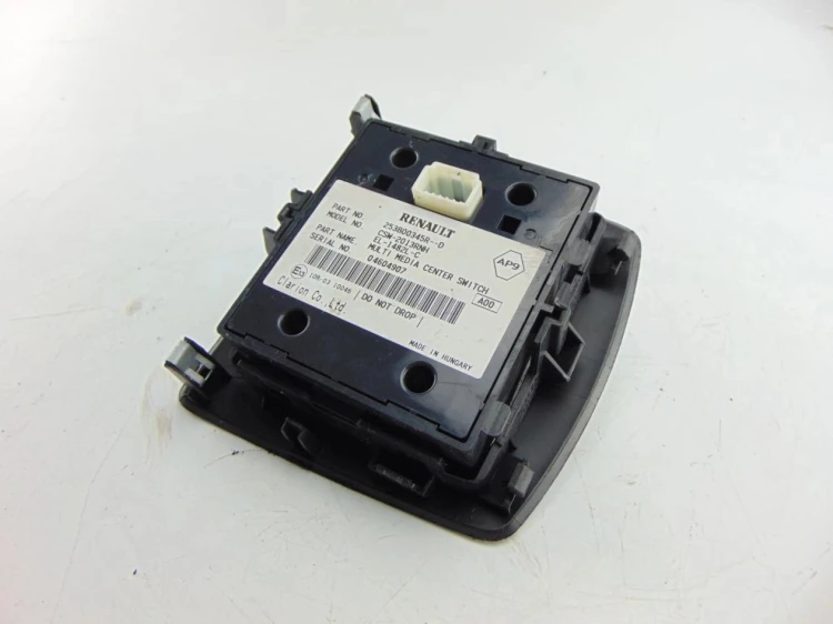 PANEL STEROWANIA NAWIGACJI GPS RENAULT SCENIC III LIFT (2013-2016) 1.5 DCI