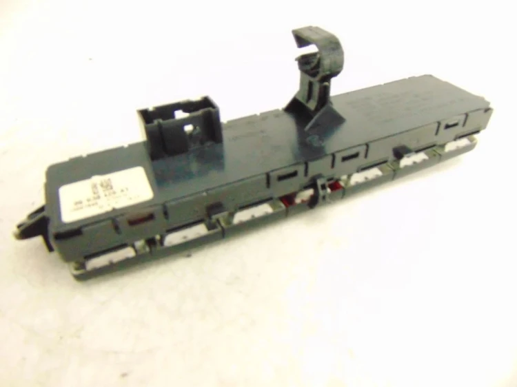 PANEL ŚRODKOWY PEUGEOT 5008 96638426XT