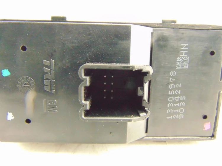 PANEL STEROWANIA SZYB OPEL INSIGNIA (2008-2017)