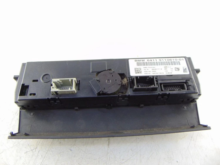 PANEL NAWIEWU BMW E90 (2004-2008) 2.0i N46B20B 150KM 9110610-01