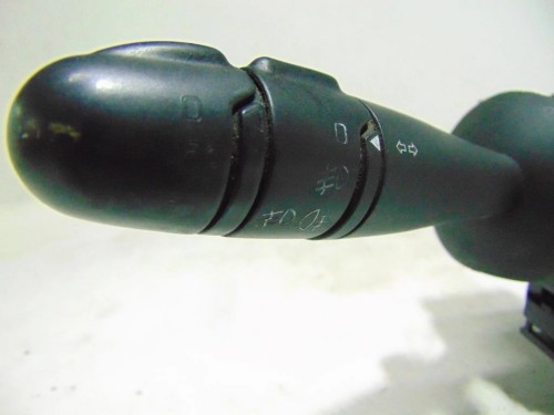 PRZEŁĄCZNIK ZESPOLONY RENAULT LAGUNA II (2001-2005) 1.9 DCI 8200012244
