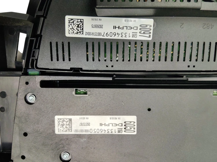PANEL RADIA KLIMATYZACJI OPEL ASTRA J (2009-2012) 1.4 T 140KM 13346097/1334