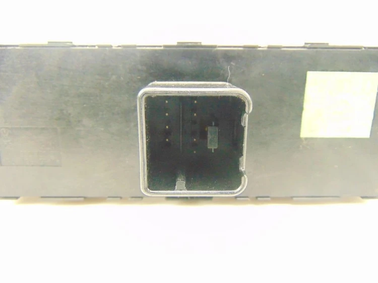 PANEL STEROWANIA ŚRODKOWY VOLKSWAGEN PASSAT B7 1.6 TDI