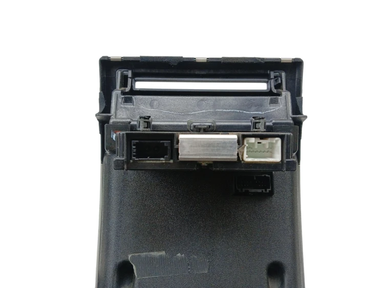 PANEL STEROWANIA RADIA KLIMATYZACJI VOLVO V50 (2004-2007) 2.0 D 136KM