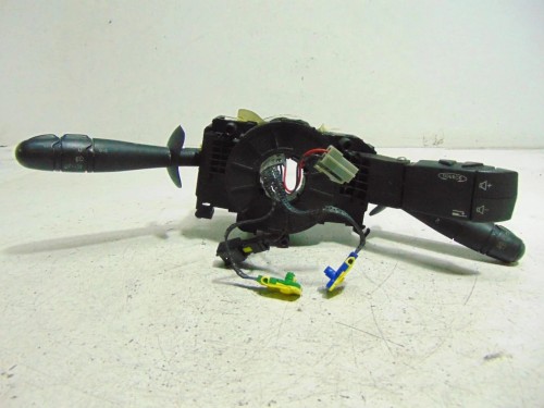 PRZEŁĄCZNIK ZESPOLONY RENAULT LAGUNA II LIFT (2005-2007) 1.9 DCI 8200002461