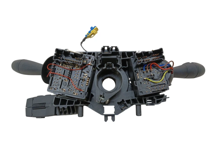 PRZEŁĄCZNIK ZESPOLONY DACIA DOKKER LIFT (2017-2021) 1.5 BLUE DCI 95KM 68172
