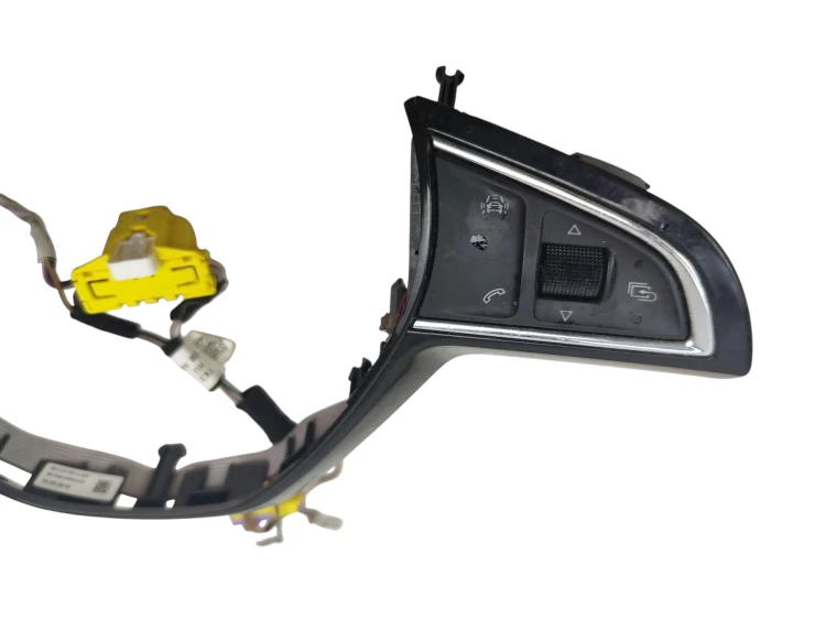 PRZYCISKI MULTIFUNKCJI KIEROWNICY SKODA RAPID LIFT (2017-2019) 1.0 TSI 95KM