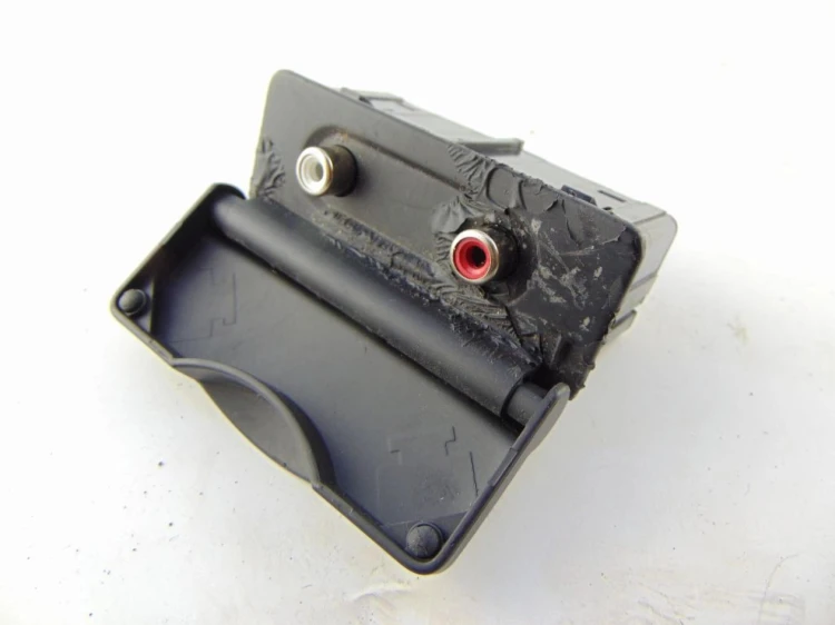 GNIAZDO USB AUX RENAULT SCENIC III (2009-2013) 280230006R