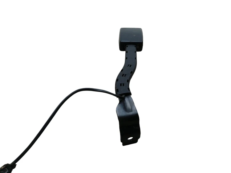 ZAPINKA PASA LEWY PRZÓD SEAT ALTEA XL LIFT (2009-2015) 1.6 TDI 105KM 5P0857