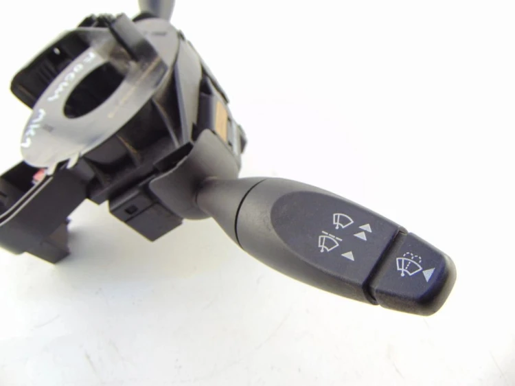 PRZEŁĄCZNIK ZESPOLONY FORD FOCUS MK1 1.8 TDCI 98AG 13335 AG