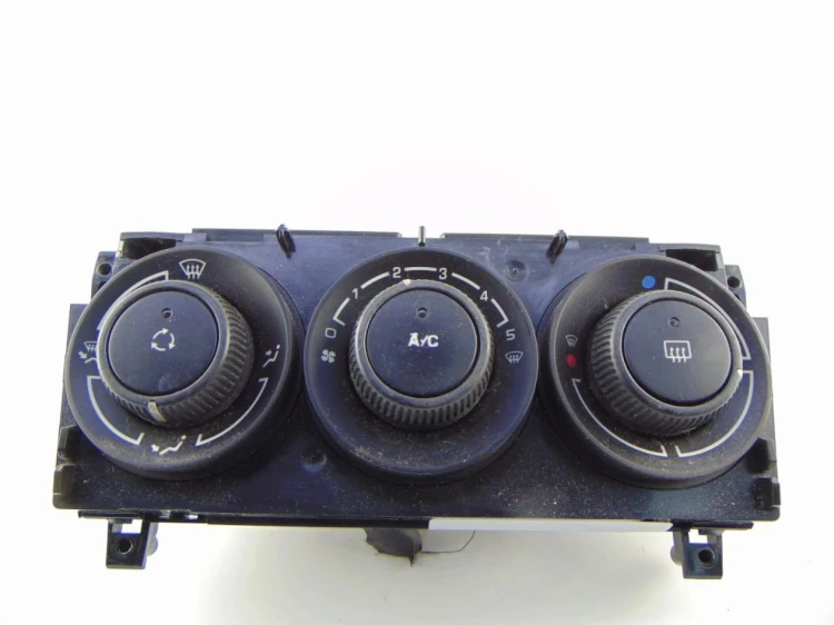 PANEL NAWIEWU PEUGEOT 5008 1.6 HDI