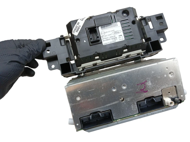 RADIO WYŚWIETLACZ PANEL KOMPLET FORD FOCUS MK3 (2010-2014) 1.0 EcoBoost 125