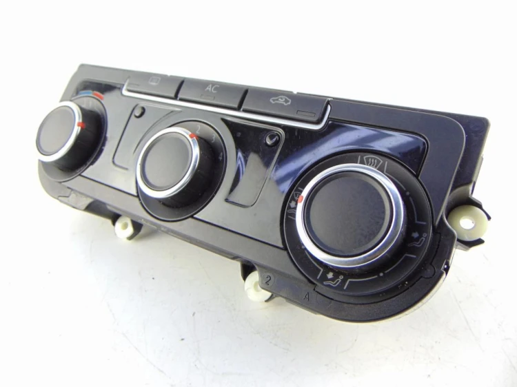 PANEL KLIMATYZACJI VOLKSWAGEN PASSAT B7 2.0 TDI 5HB009751