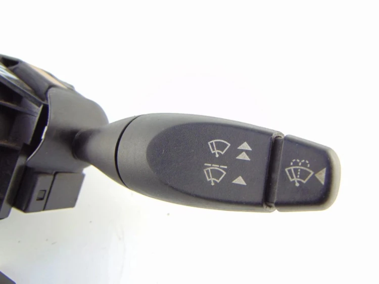 PRZEŁĄCZNIK ZESPOLONY FORD FOCUS MK1 1.6 16V 98AG13335AD