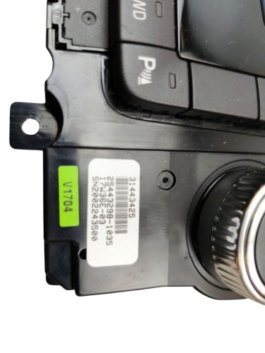 PANEL RADIA KLIMATYZACJI VOLVO V60 I LIFT (2013-2018) 2.4 D5 HYBRID 230KM