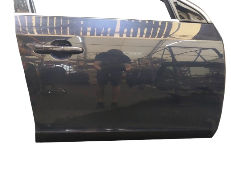 DRZWI PRAWY PRZÓD VOLVO V60 I LIFT (2013-2018) 2.4 D5 HYBRID 230KM
