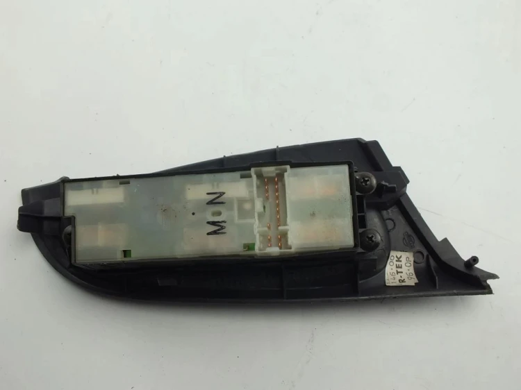 PANEL STEROWANIA SZYB NISSAN ALMERA N16(2000-2006) 1.8 16V