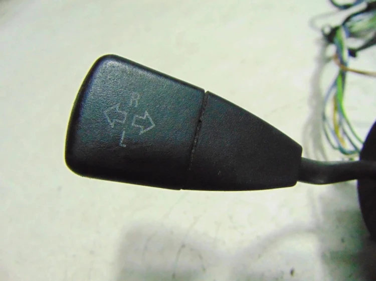 PRZEŁĄCZNIK ZESPOLONY BMW E36 1.6 M43B16 1162088
