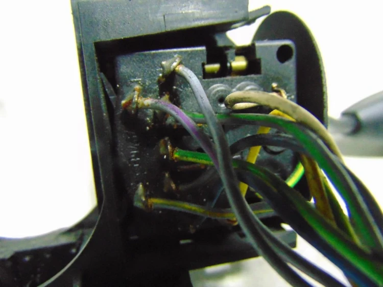 PRZEŁĄCZNIK ZESPOLONY BMW E36 1.6 M43B16 1162088