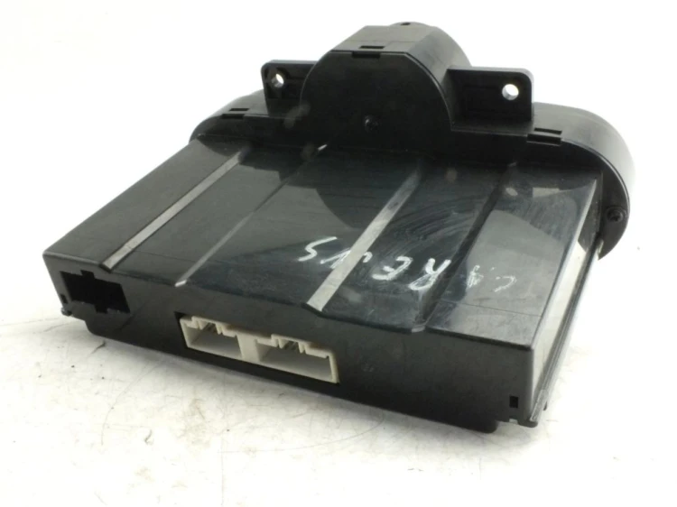 PANEL KLIMATYZACJI KIA CARENS I LIFT (2002-2006) 2.0 CRDI 0K2FB61190