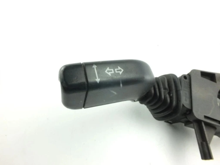 PRZEŁĄCZNIK ZESPOLONY OPEL TIGRA 1.6 16V 7844256