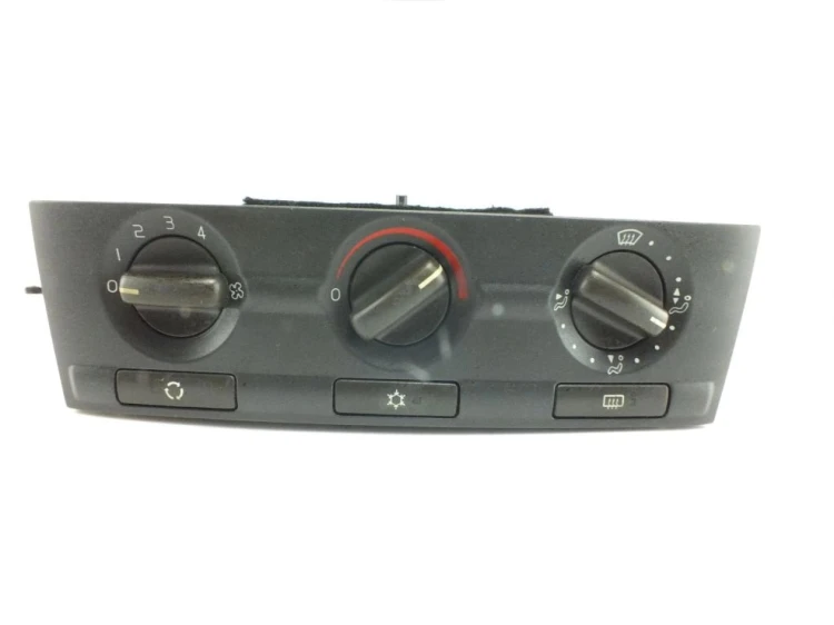 PANEL KLIMATYZACJI VOLVO V40 I (1995-2004) 1.9D 9041704797