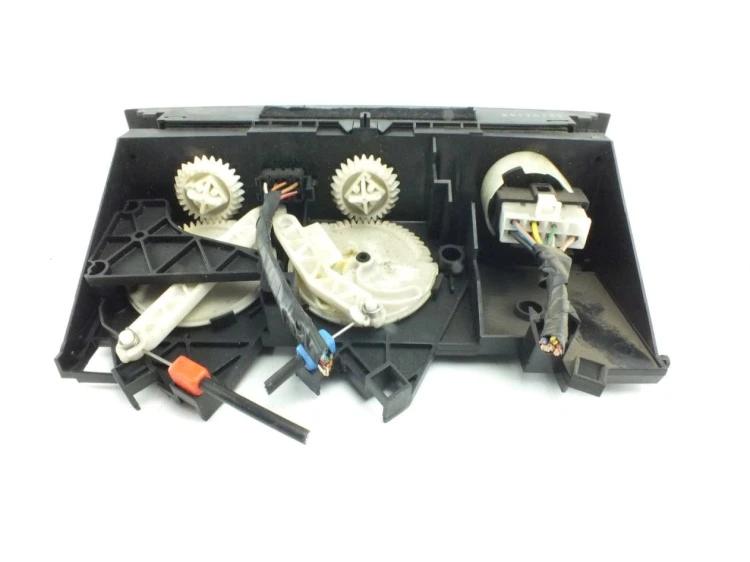 PANEL KLIMATYZACJI VOLVO V40 I (1995-2004) 1.9D 9041704797