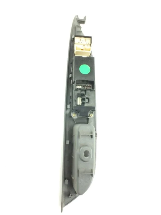 PANEL STEROWANIA SZYB MAZDA 6 I (2002-2008) 2.0 D GJ6A-684L6