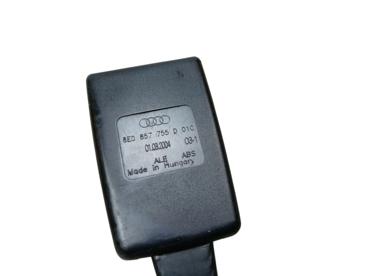 ZAPINKA PASA LEWY PRZÓD AUDI A6 C6 (2004-2008) 8E0857755D EUROPA