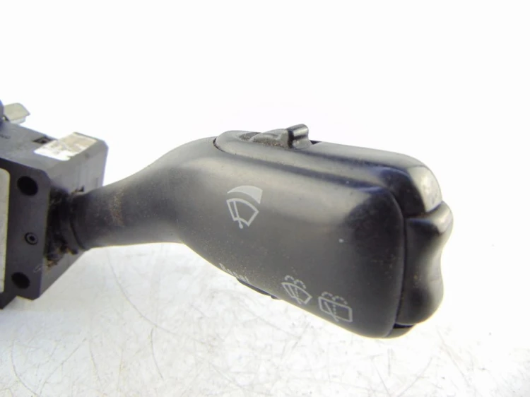 PRZEŁĄCZNIK ZESPOLONY SKODA FABIA K0301202032