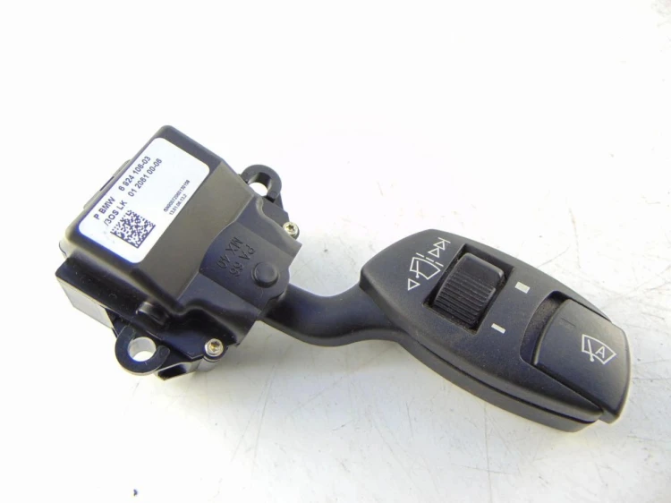 PRZEŁĄCZNIK WYCIERACZEK BMW E60 3.0 D 6924106-03