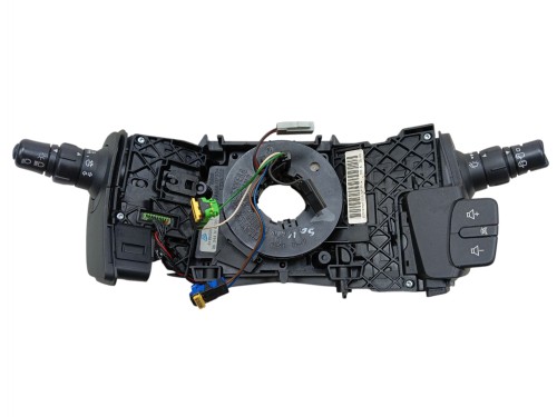 PRZEŁĄCZNIK ZESPOLONY RENAULT SCENIC II (2003-2005) 1.6 16V 113KM 820012772