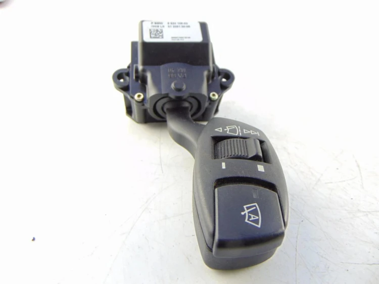PRZEŁĄCZNIK WYCIERACZEK BMW E60 3.0 D 6924106-03