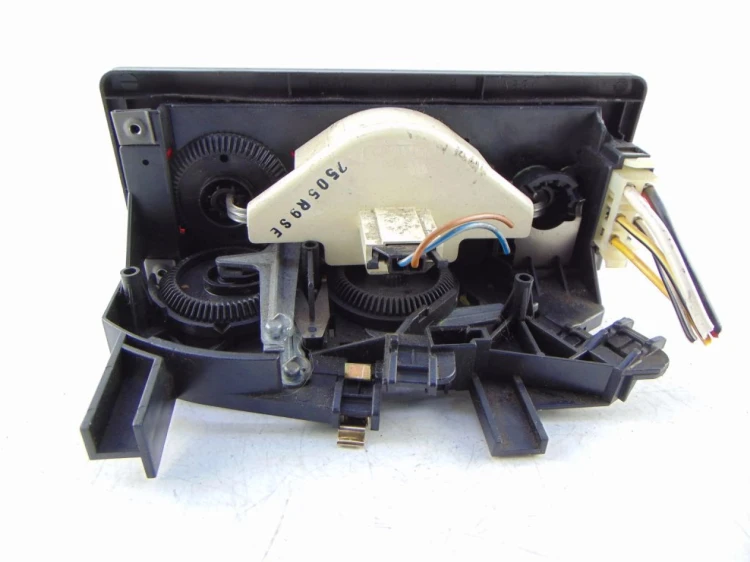 PANEL NAWIEWU SEAT AROSA (1997-2005) 1.0 50 KM 1H0819045C