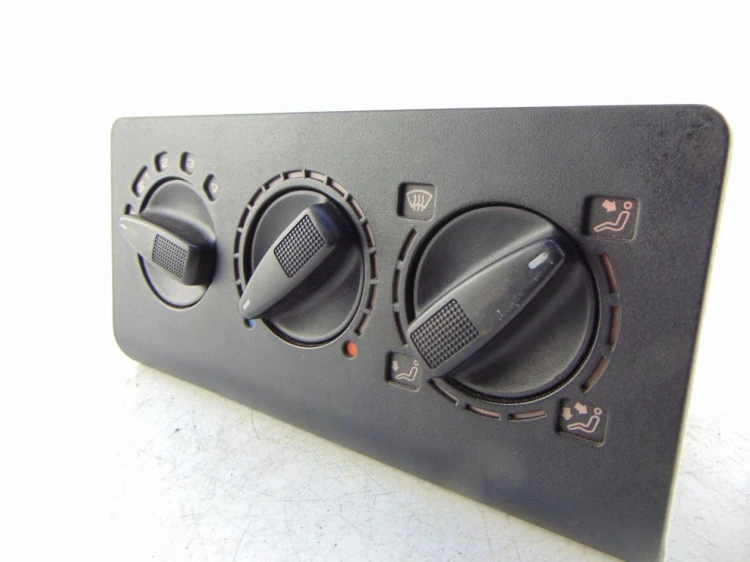 PANEL NAWIEWU SEAT AROSA (1997-2005) 1.0 50 KM 1H0819045C