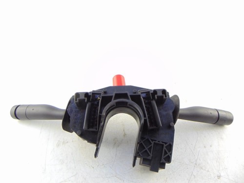 PRZEŁĄCZNIK ZESPOLONY FORD FIESTA MK5 (2002-2005) 1.4 TDCI 6 FG 13335 CB