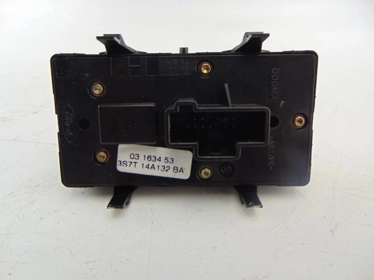 PANEL STEROWANIA SZYB FORD MONDEO MK3 (2001-2007) 1S7T14A132BE