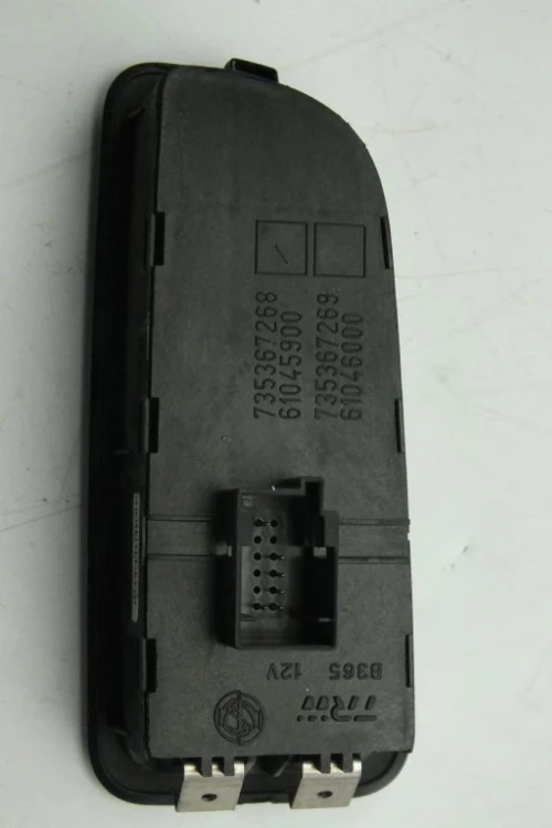PRZEŁĄCZNIK ŚWIATEŁ FIAT GRANDE PUNTO 1.4 735367286