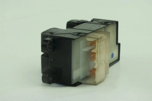 PANEL STEROWANIA SZYB NISSAN ALMERA N16(2000-2006) 1.8 16V