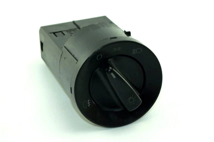 PRZEŁĄCZNIK ŚWIATEŁ VOLKSWAGEN LUPO 1C0941531