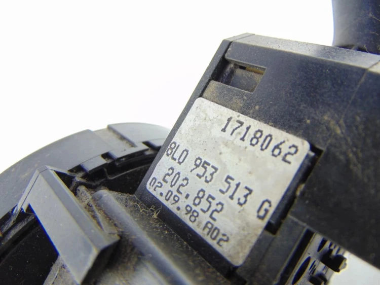 PRZEŁĄCZNIK ZESPOLONY VOLKSWAGEN PASSAT B5 1.9TDI 4B0953503E