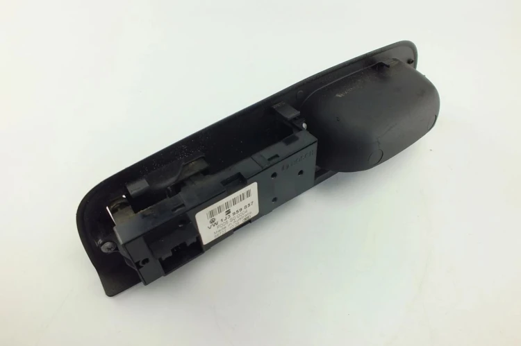 PANEL STEROWANIA SZYB VOLKSWAGEN PASSAT B5 1.9TDI 1J3959857