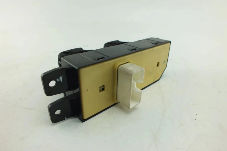 PANEL STEROWANIA SZYB HYUNDAI SANTA FE (2000-2006) 2.0 CRDI