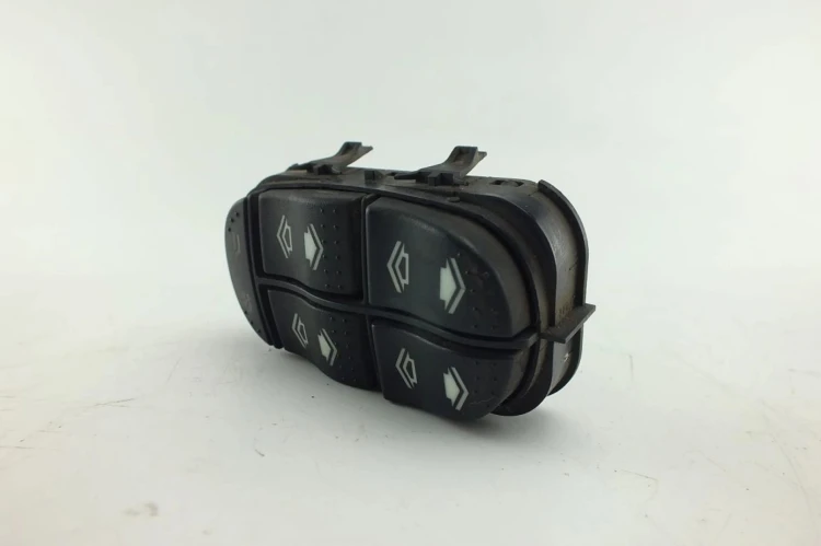 PANEL STEROWANIA SZYB FORD FOCUS MK1 1.8 TDCI