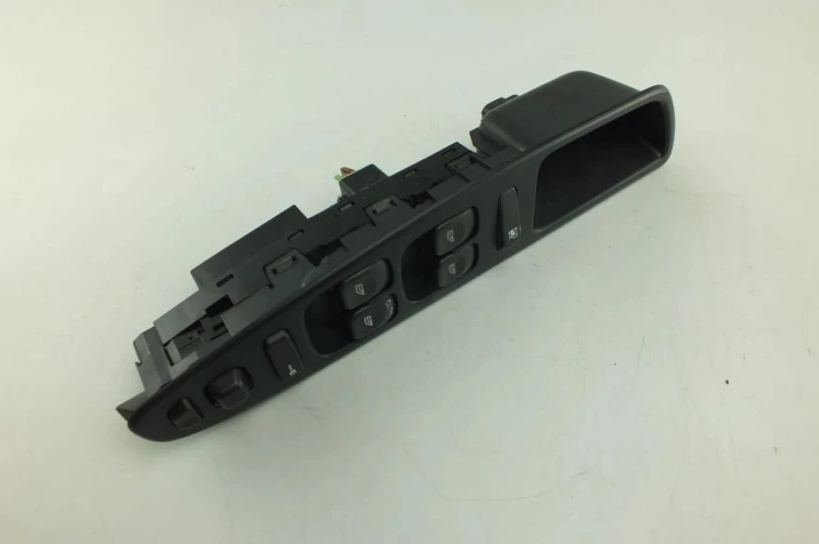 PANEL STEROWANIA SZYB VOLVO V40 I (1995-2004)