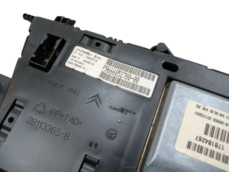 WYŚWIETLACZ NAWIGACJI GPS CITROEN C4 PICASSO I LIFT (2010-2013) 1.6 e-HDI 1