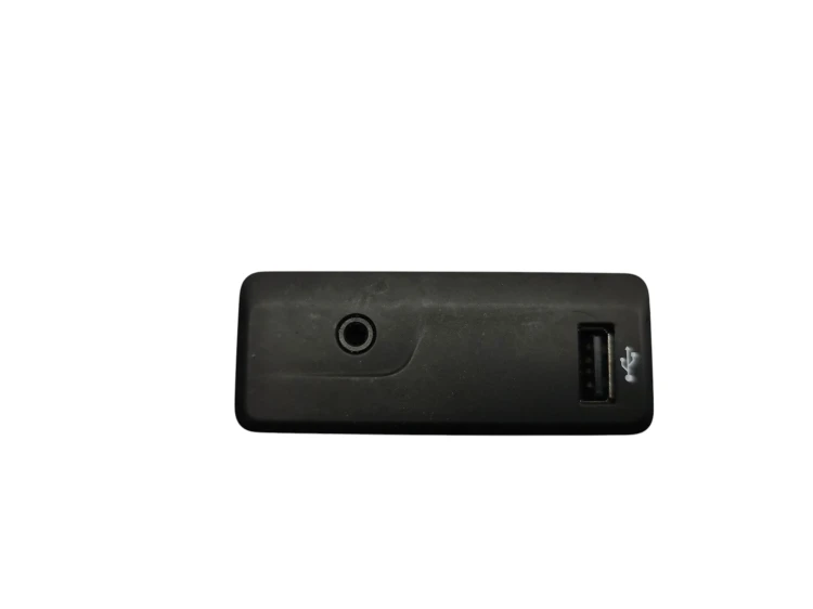 GNIAZDO USB RENAULT MEGANE IV (2016-2020) 1.5 DCI 90KM 280235444R