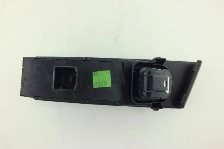 PANEL STEROWANIA SZYB VOLKSWAGEN PASSAT B7 1.6 TDI 1K4959857B